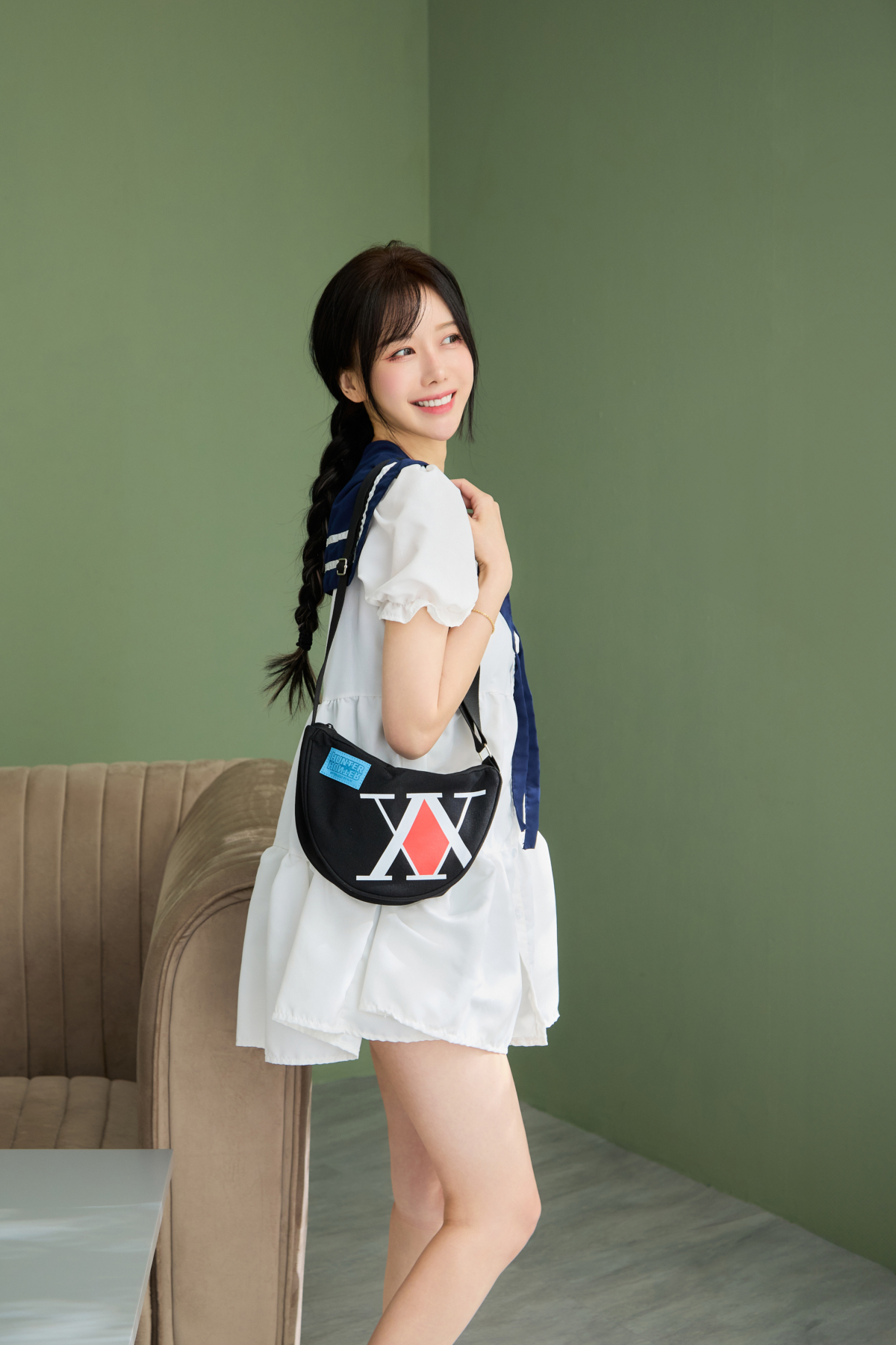 限量獵人側背布包380元