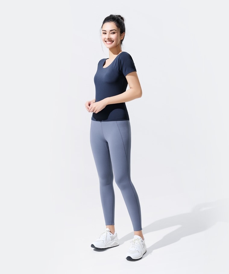 lativ 運動短袖Bra上衣，NT$399