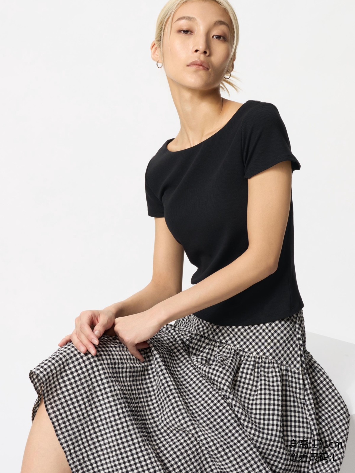 UNIQLO AIRism棉質挖背BRATOP短版T恤，NT$790