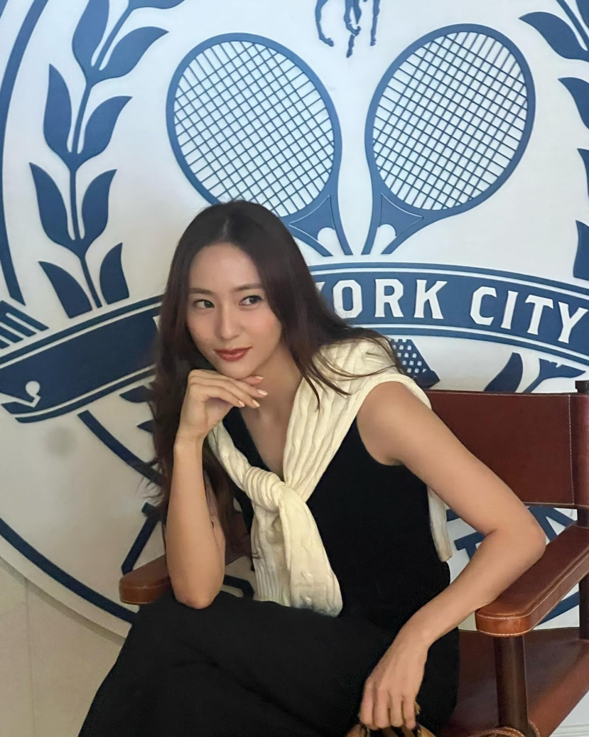 韓國女星 Krystal經常以Polo Ralph Lauren 單品穿出優雅老錢風