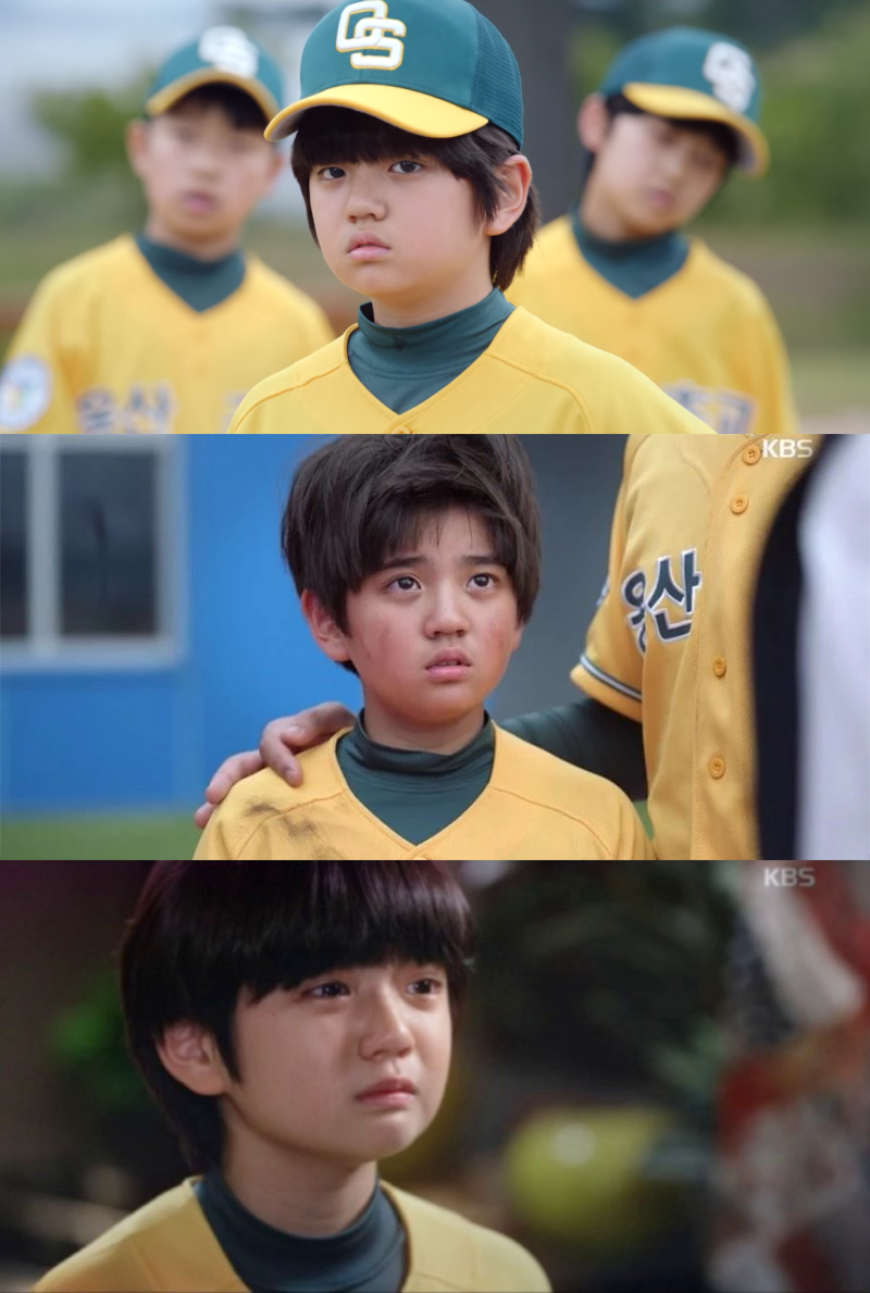 金康勳在《山茶花開時》中飾演孔曉振的兒子「姜必九」