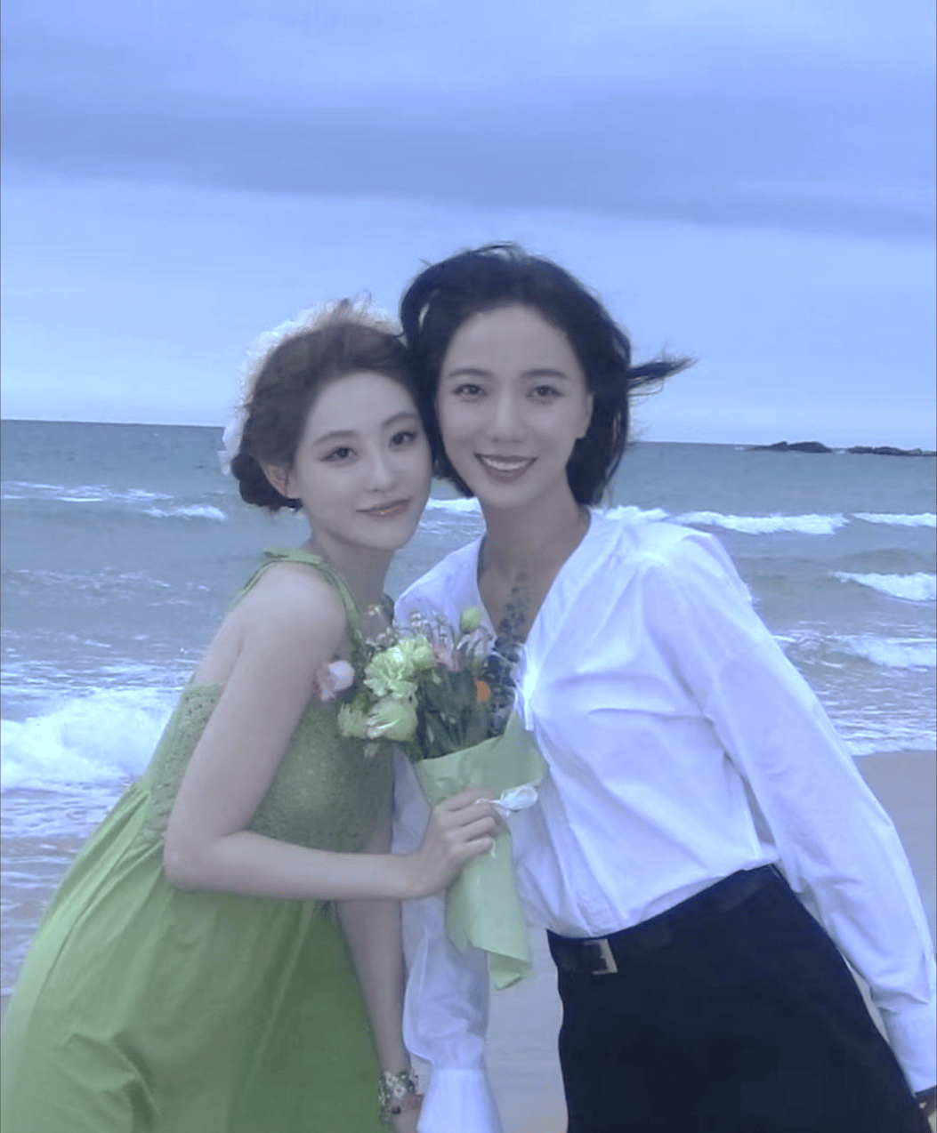 《乘風2025》最美閨蜜！祝緒丹、王珞丹甜妹搭御姊魅力超殺！