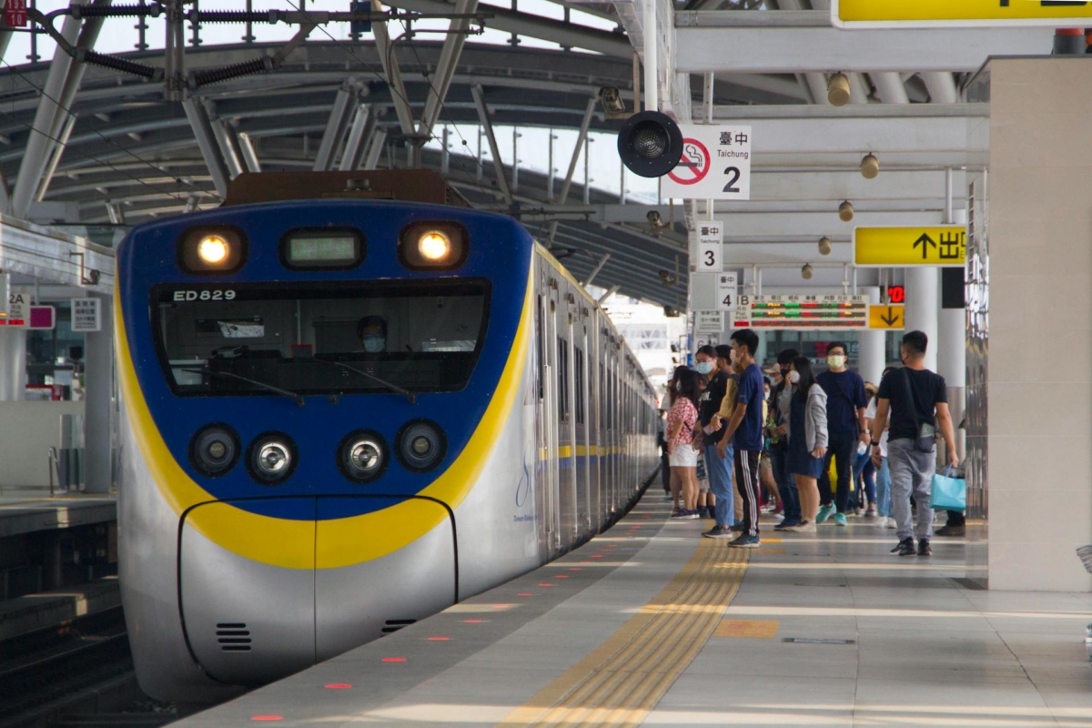 台鐵睽違30年漲價！台北-高雄994元