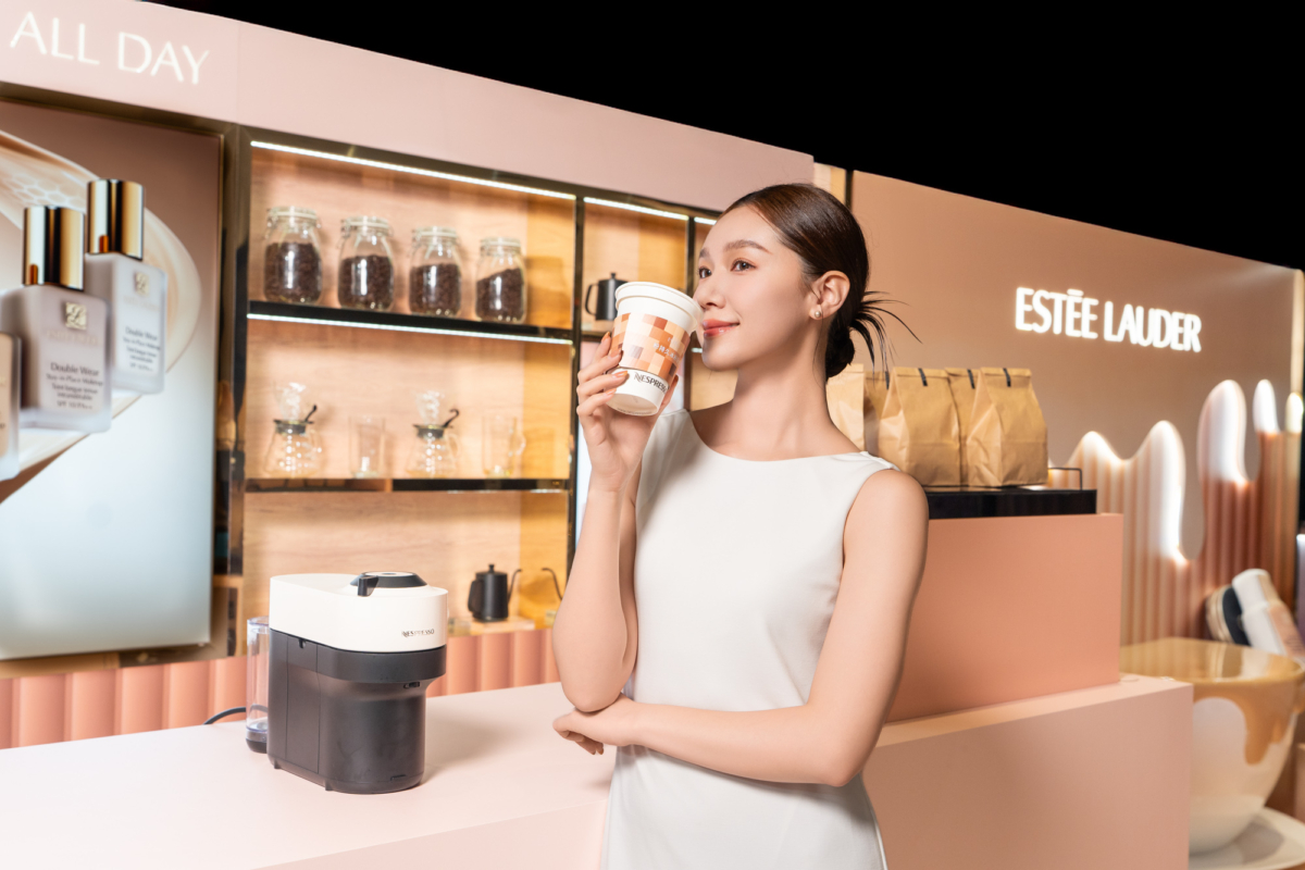 雅詩蘭黛夏日美妝魅力 佐Nespresso限定聯名特調飲