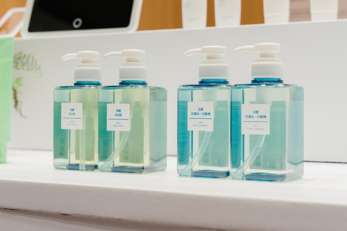 MUJI無印良品 涼感沐浴乳洗潤合一的洗髮精400ml,NT$390