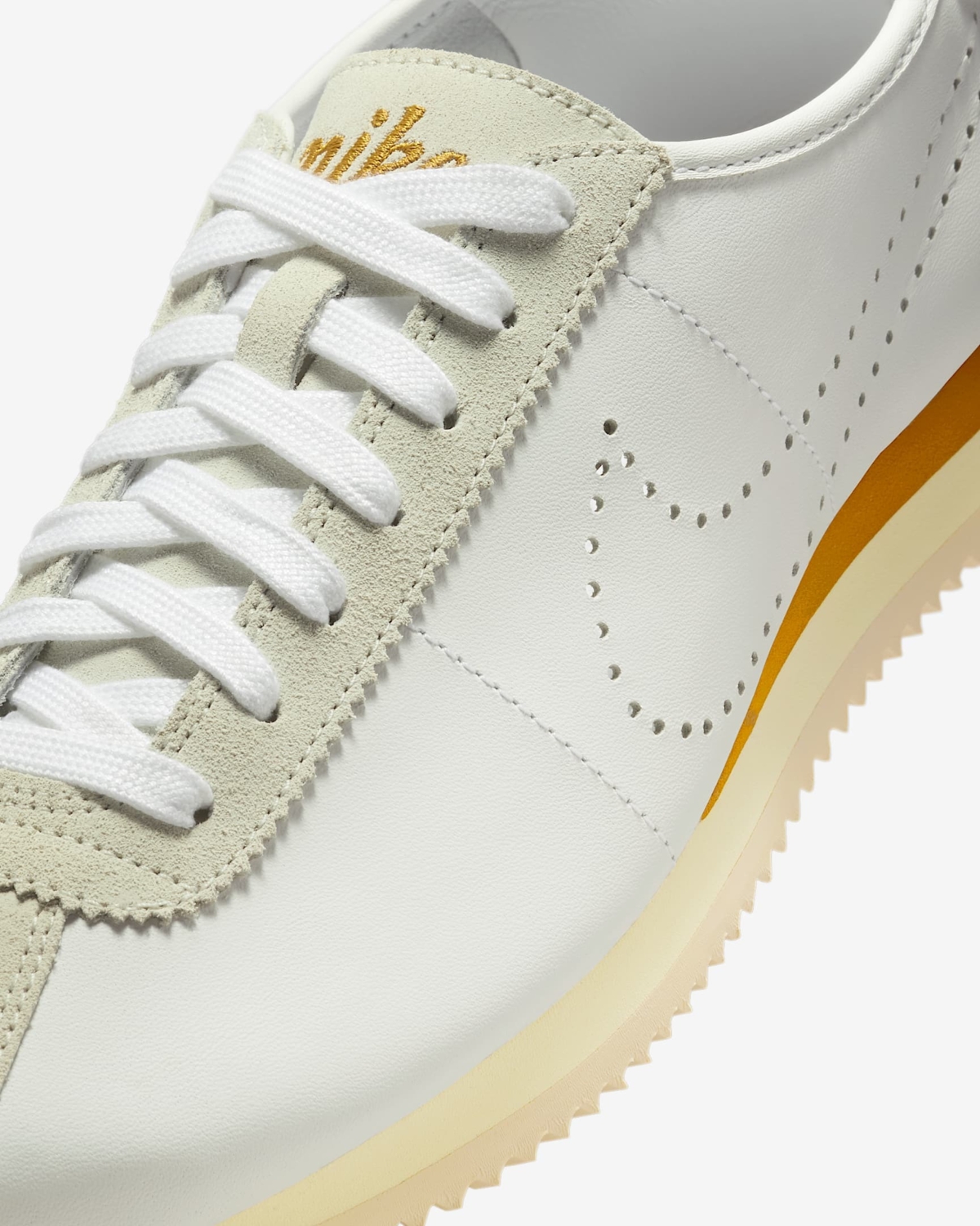 Nike 皮革Cortez，NT$4000