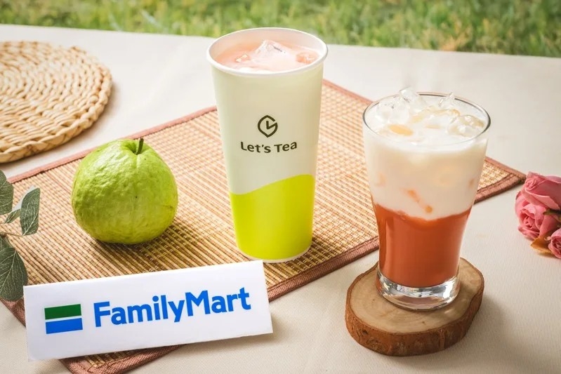 全家「紅心芭樂牛奶」好拍又好喝，炎夏引來清涼消暑。