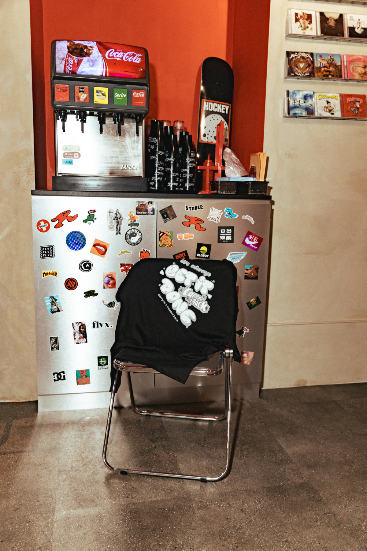 台灣街頭品牌 CARRYON 與台北東區知名美式漢堡店 BOUNCE BACK 聯手