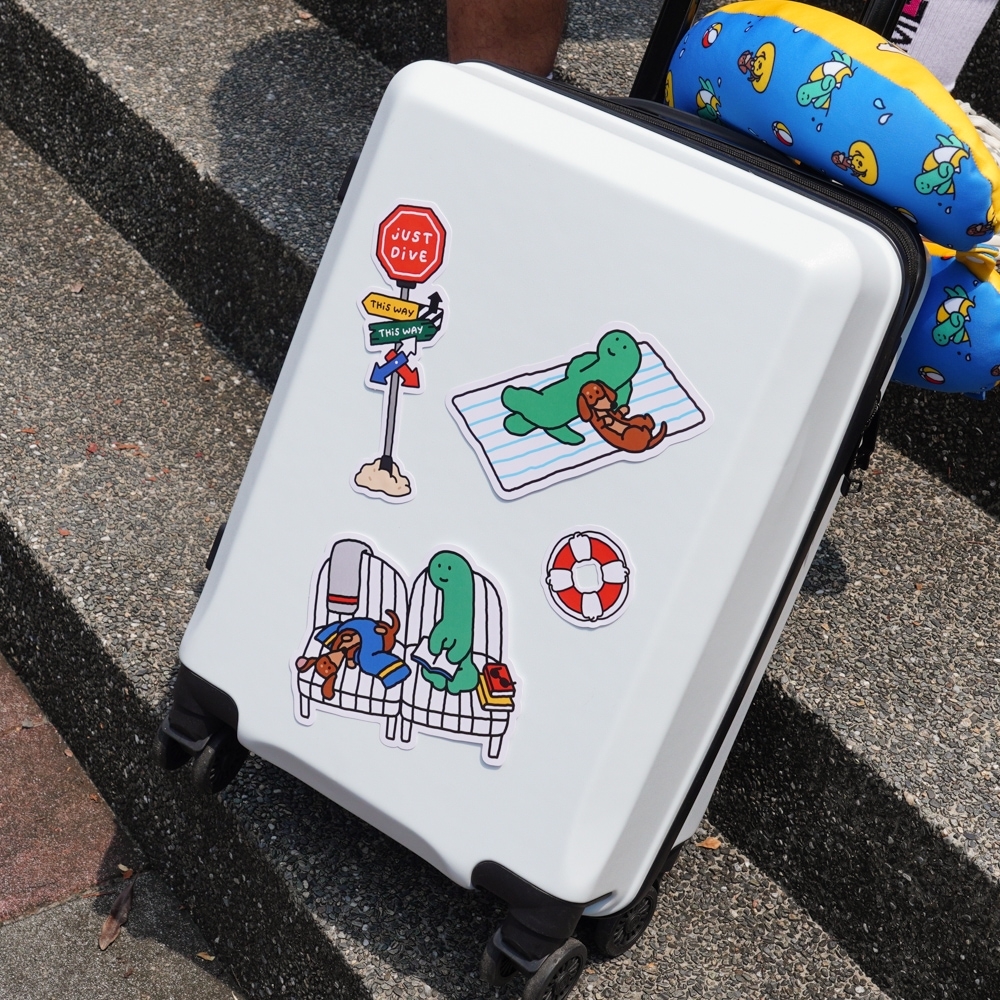 JOGUMAN 大張行李貼-漂流款 -湖泊款-海灘款 $180