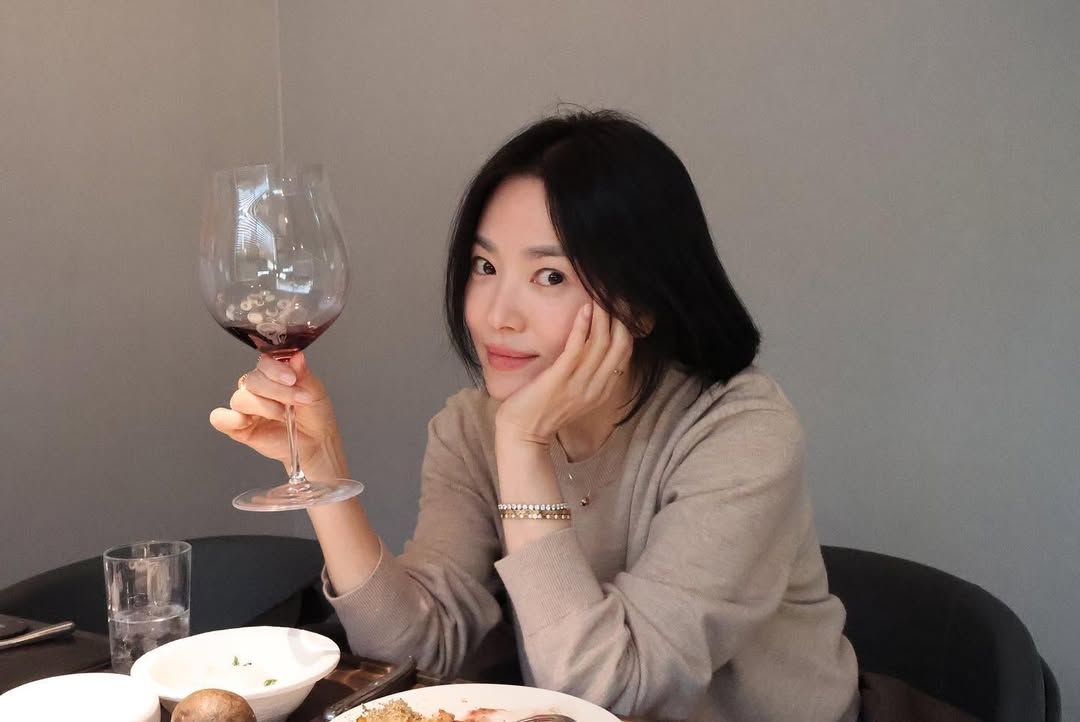 宋慧喬及肩鬆弛層次剪