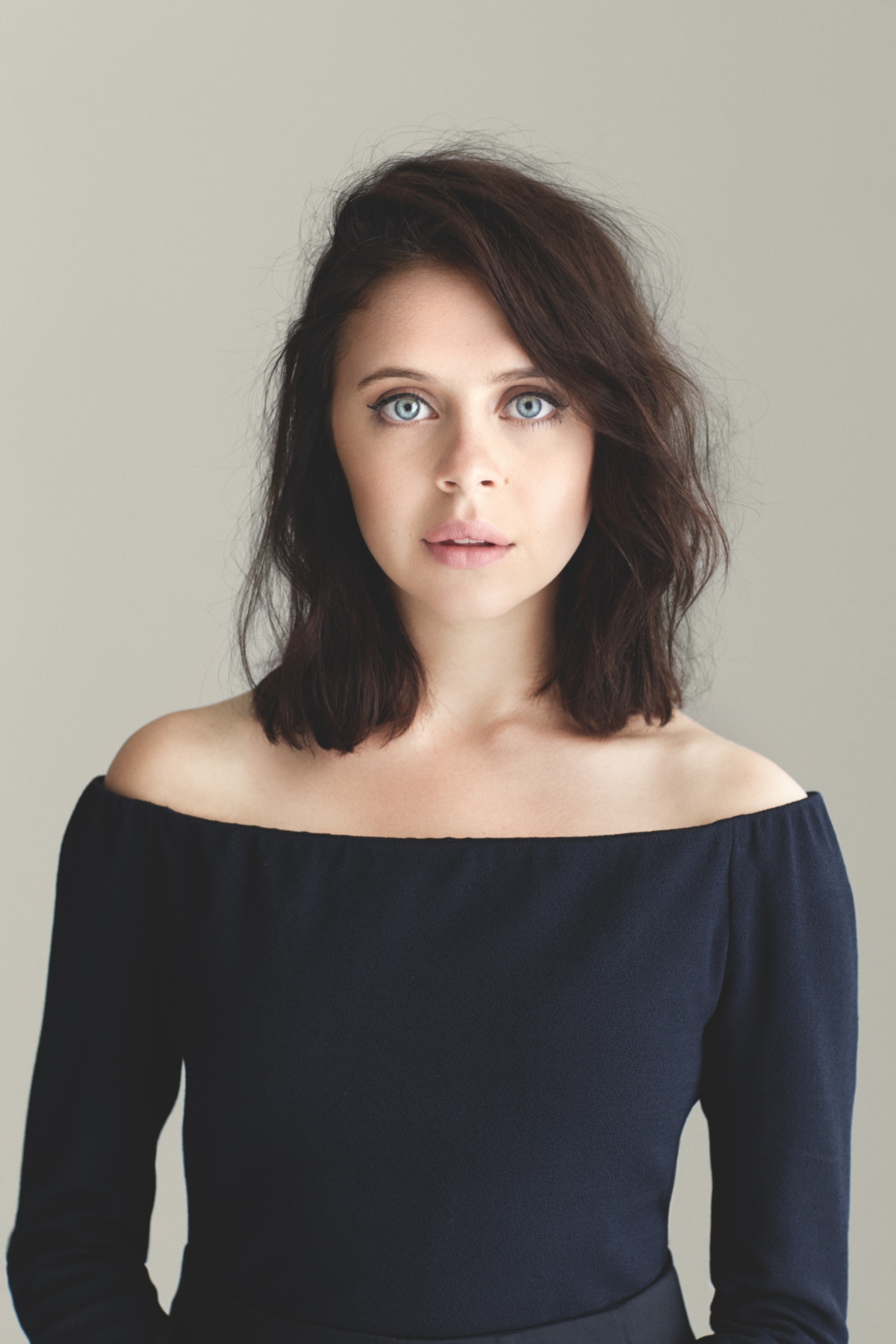 Bel Powley、Daniel Rigb飾演德思禮夫婦
