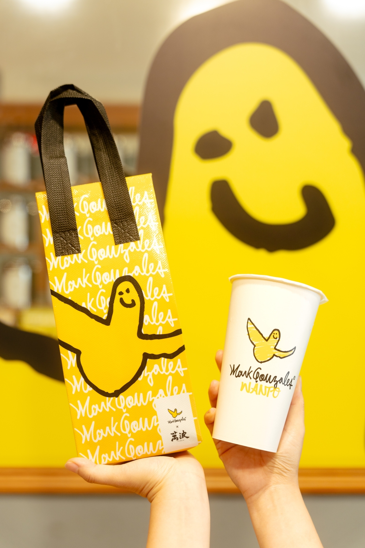 Mark Gonzales X 萬波 聯名商品照 (品牌購買任兩件即贈保冷袋) 數量有限送完為止