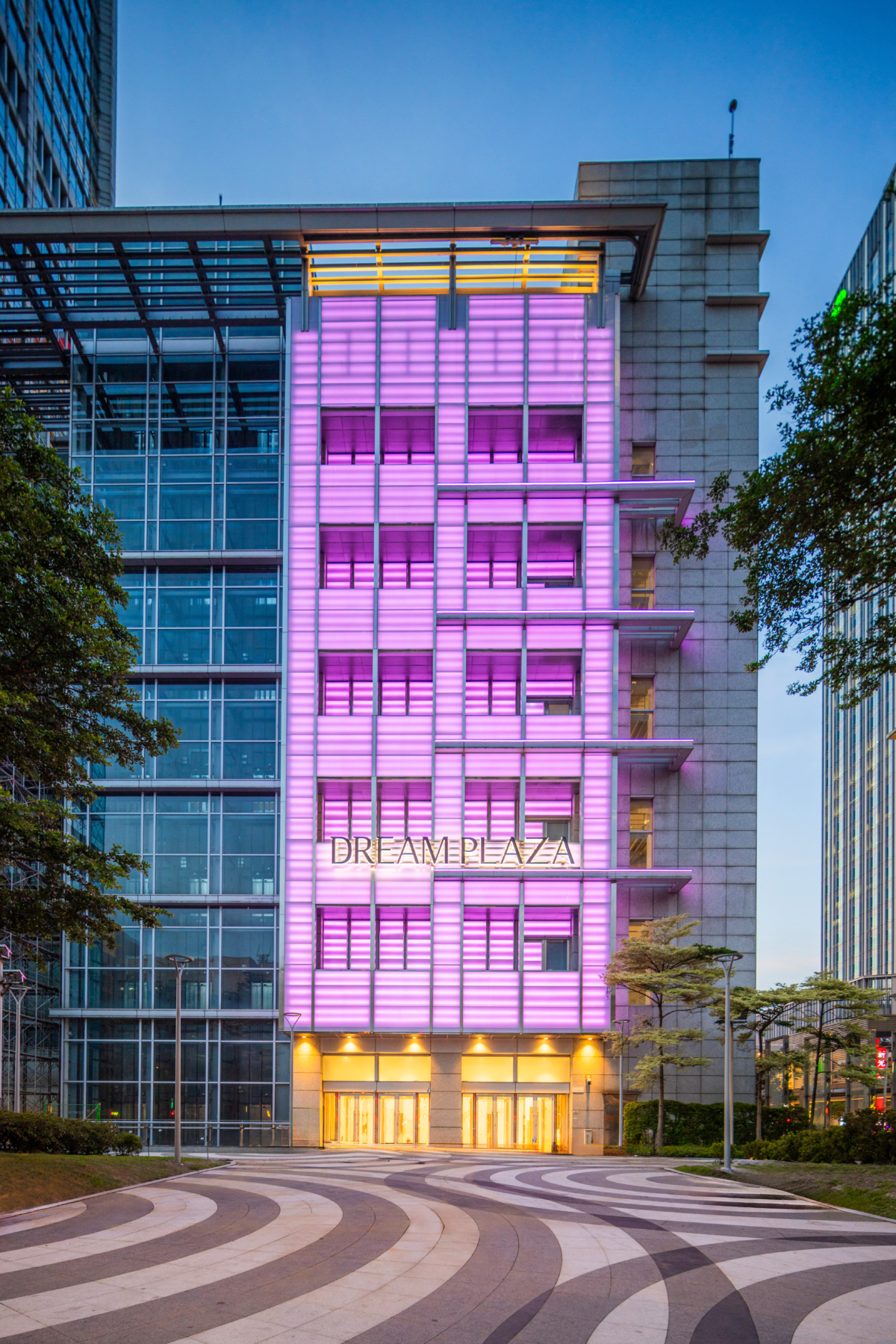 DREAM PLAZA大樓外觀