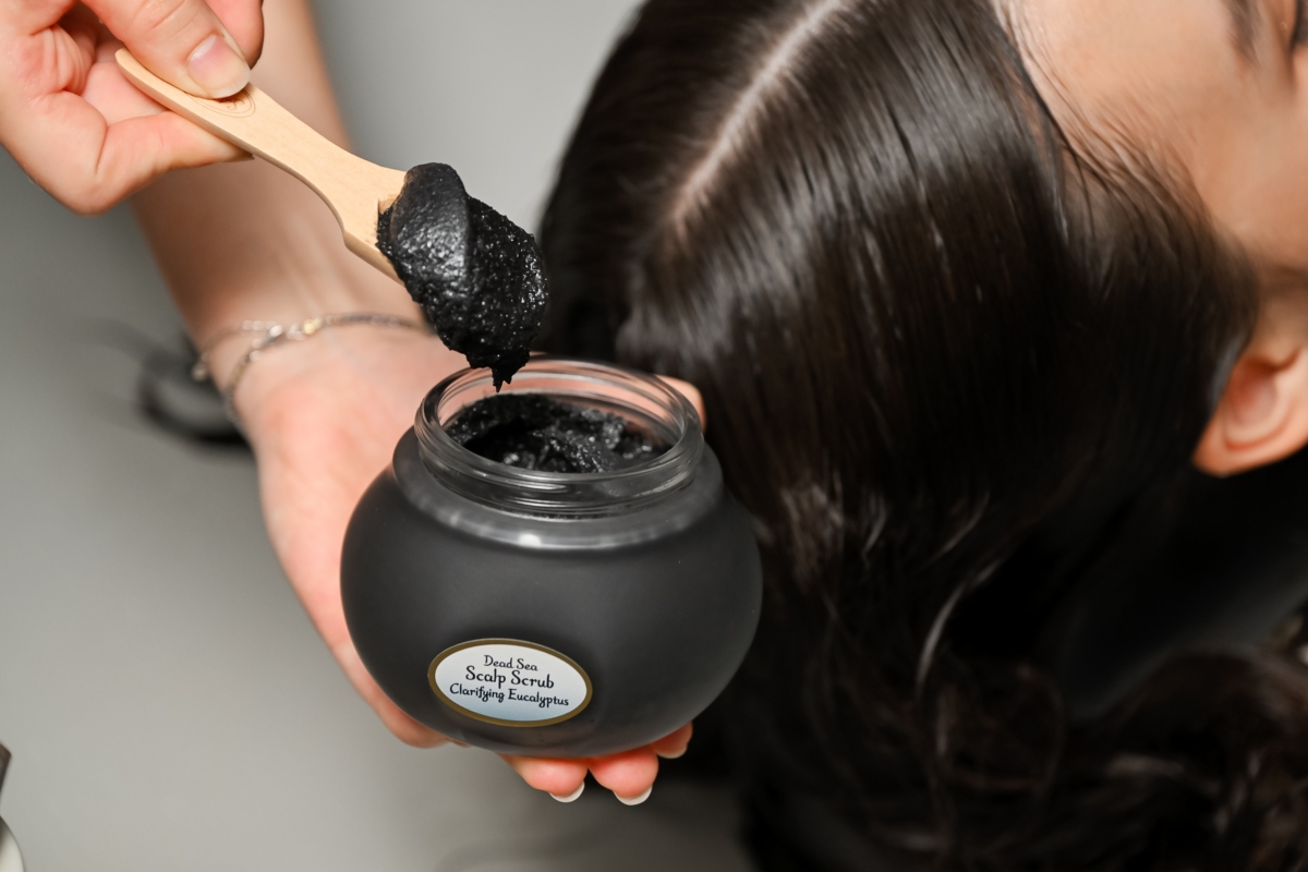 SABON 淨煥尤加利 死海黑礦泥頭皮磨砂膏300g，NT$2,080