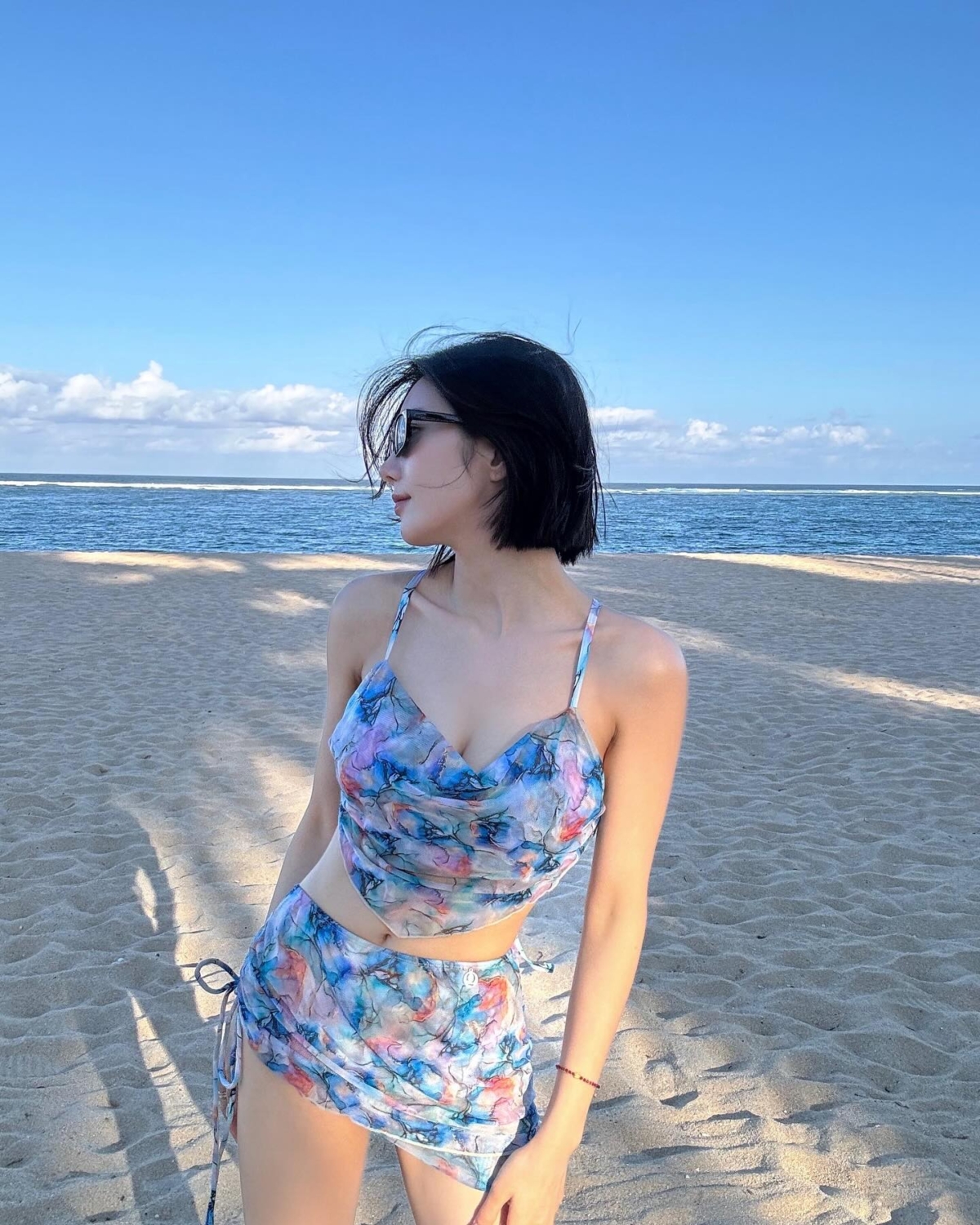 「水彈女神」權恩妃峇里島辣曬比基尼美照!