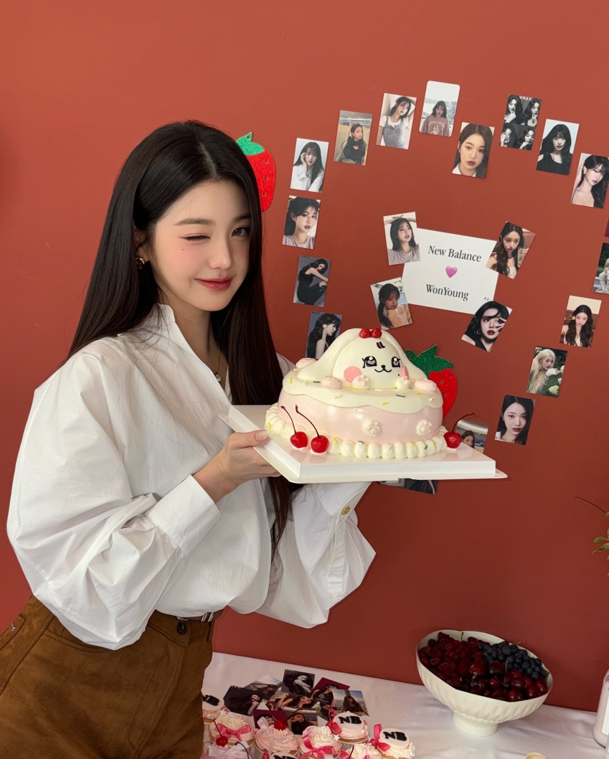 張員瑛穿上 New Balance 204L