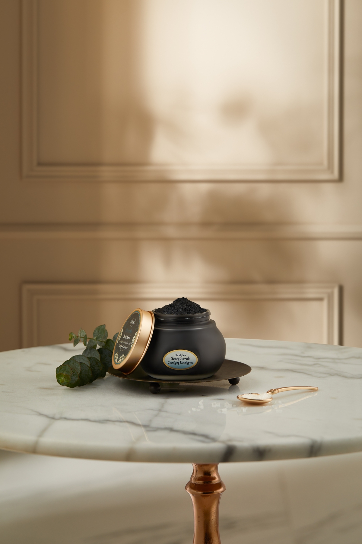 SABON 淨煥尤加利 死海黑礦泥頭皮磨砂膏300g,NT$2,080