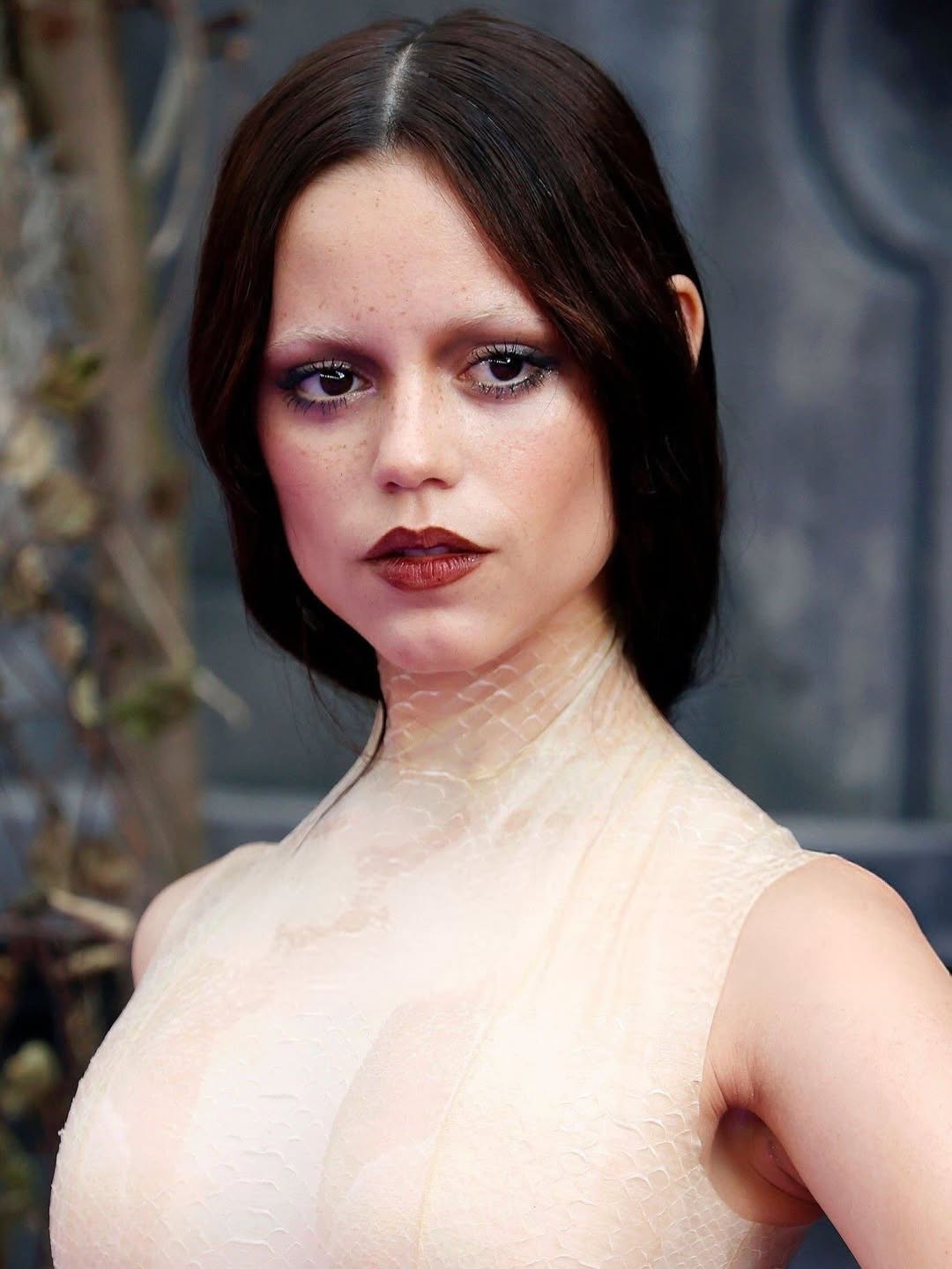 「疲憊女孩妝容」是什麼？