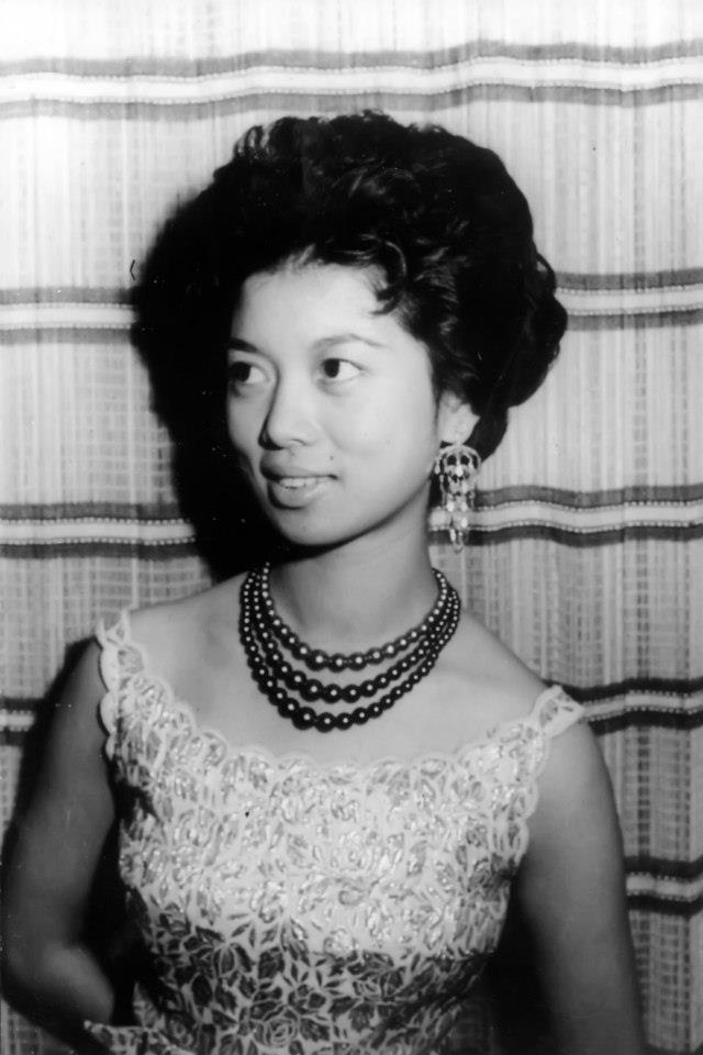 「國民阿嬤」陳淑芳年輕時風采迷人。