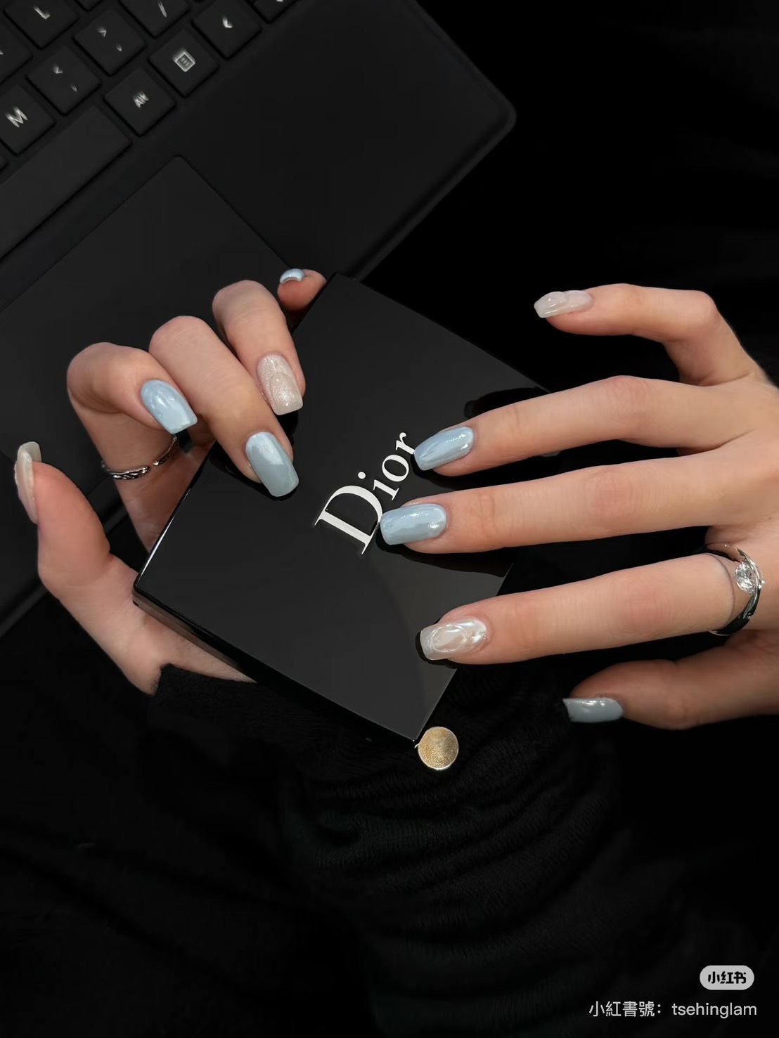 藍色指甲油的心理學分析