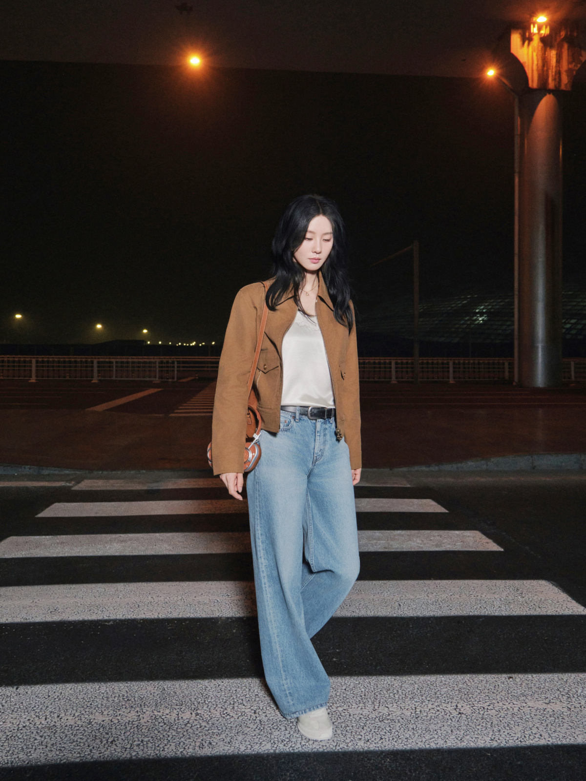 CELINE 全球品牌大使劉詩詩啟程巴黎出席 CELINE 2026 春季時裝秀