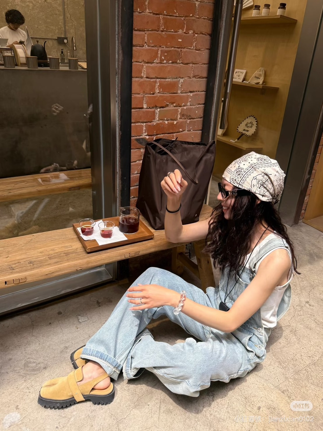 復古波浪捲配絲巾