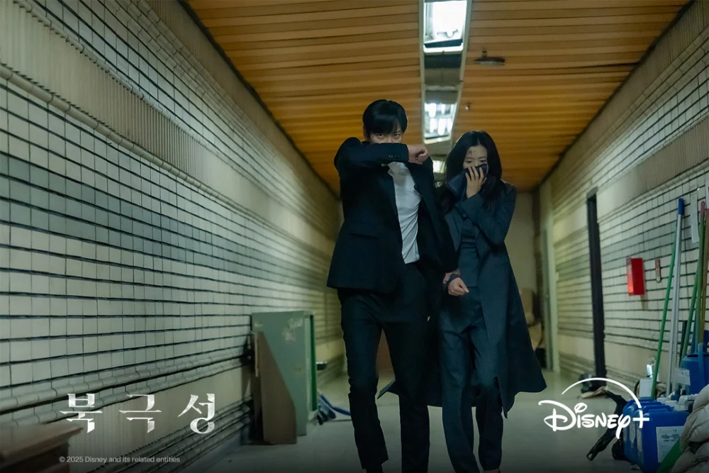 《暴風圈》劇照