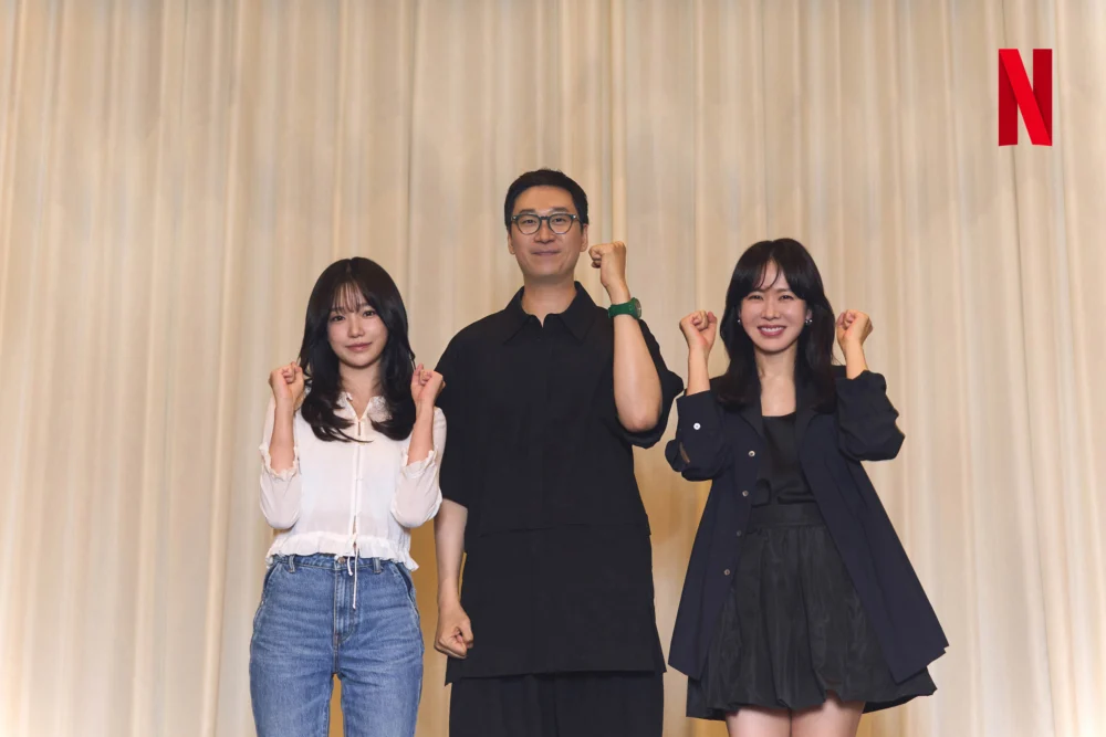 Netfilx原創劇《Variety/真人秀》官宣演員陣容:曹柔理&孫藝真擔任主演