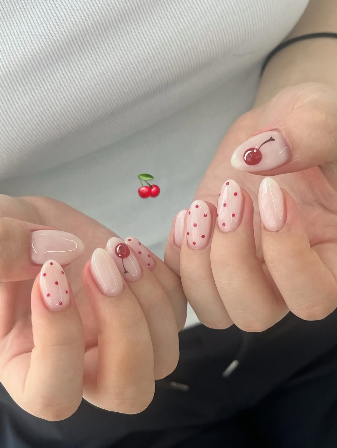 復古波點 × 櫻桃元素