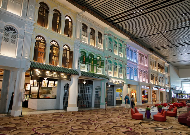 文化遺展區的背景,是以1880至1950年代的新加坡店屋打造而成。