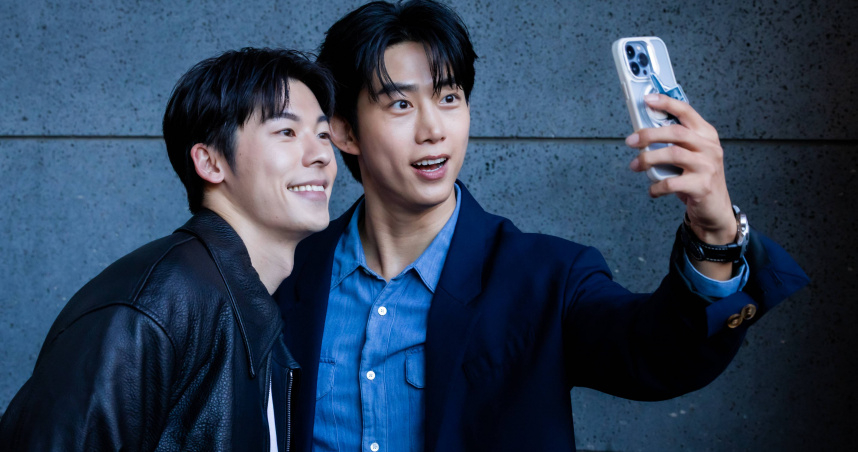 許光漢、玉澤演自拍帥氣魅力大噴發。