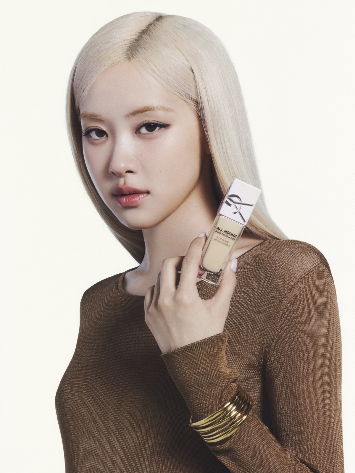 2025全新【YSL恆久完美裸光無瑕粉底露】YSL品牌大使ROSÉ 