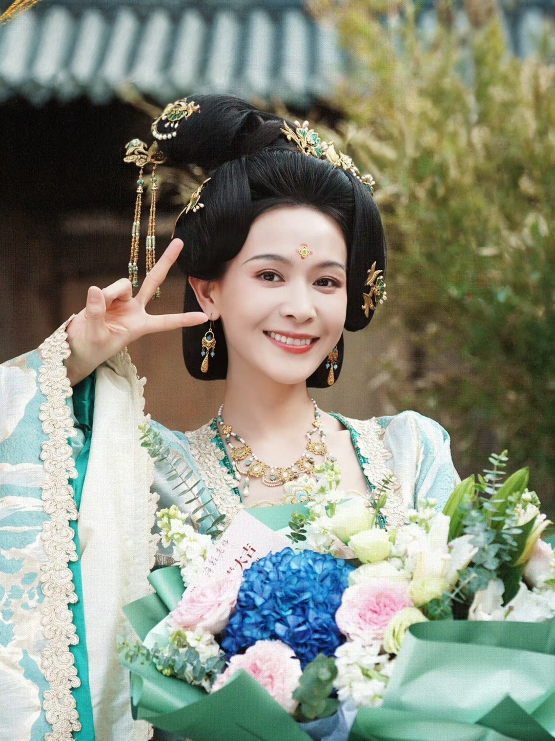 梅妃 海鈴 飾演。