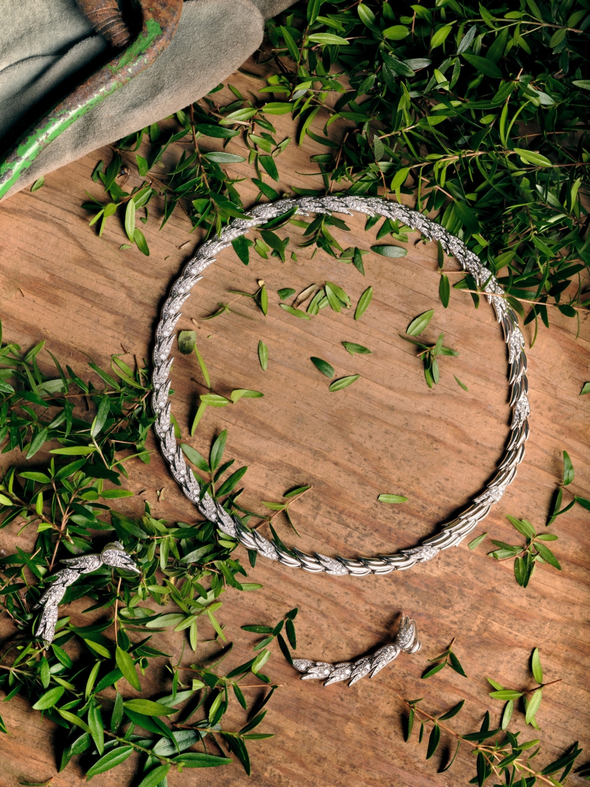 Bird on a Rock by Tiffany石上鳥珠寶系列Wings鉑金項鍊及耳環