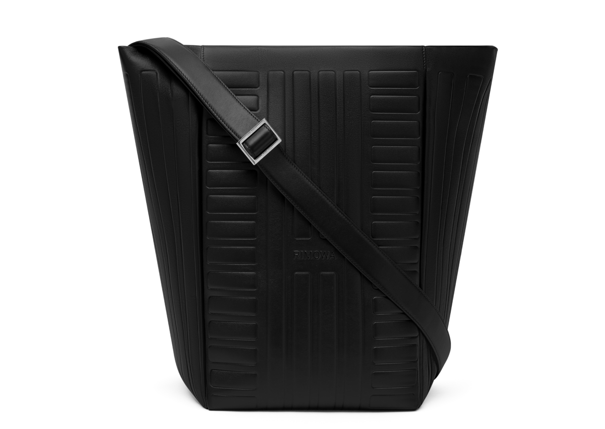 RIMOWA Groove 系列 Sliding Hobo Bag Black 黑色單肩包,NT$ 65,100