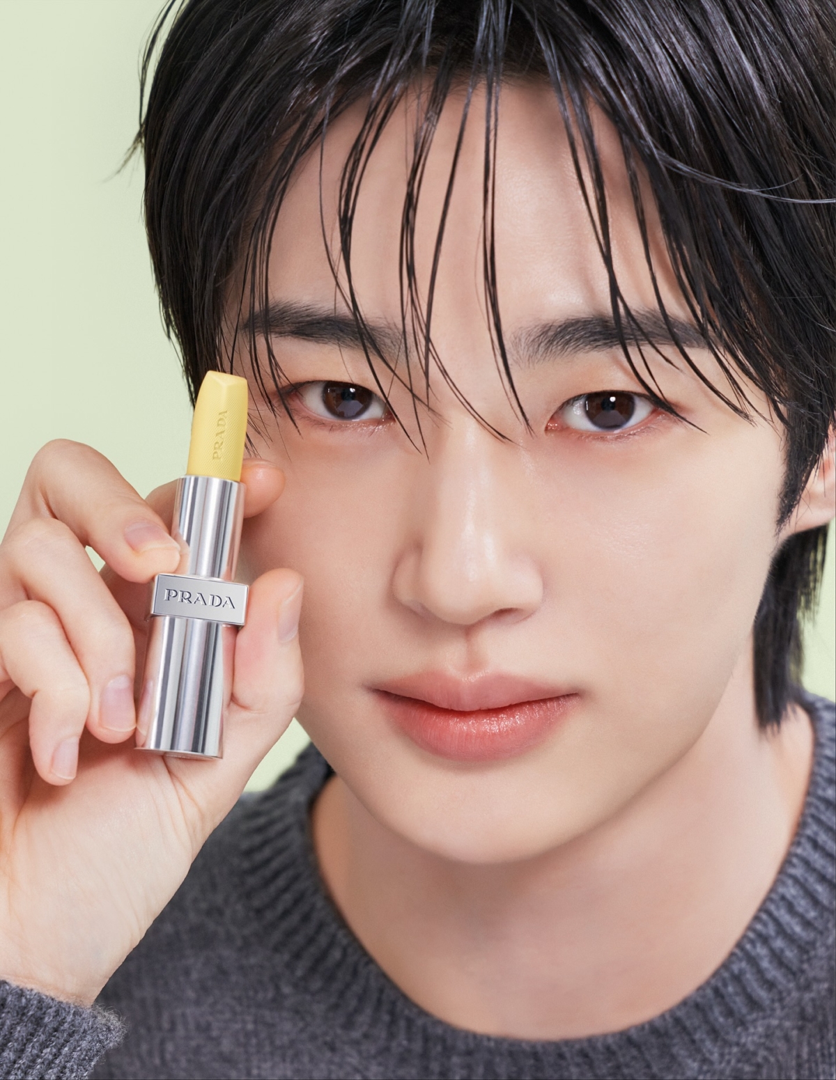 PRADA Beauty 妄甜香蕉經典潤唇膏,NT$1,550