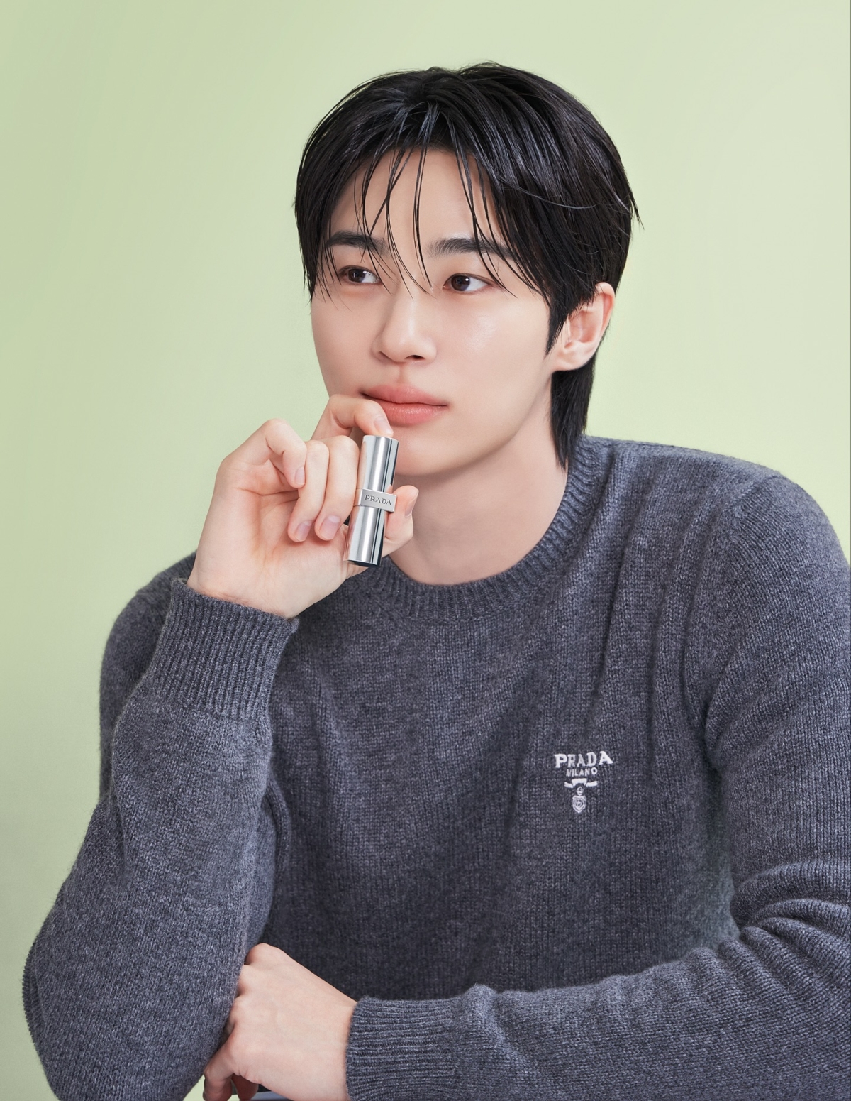 PRADA Beauty 妄甜香蕉經典潤唇膏,NT$1,550