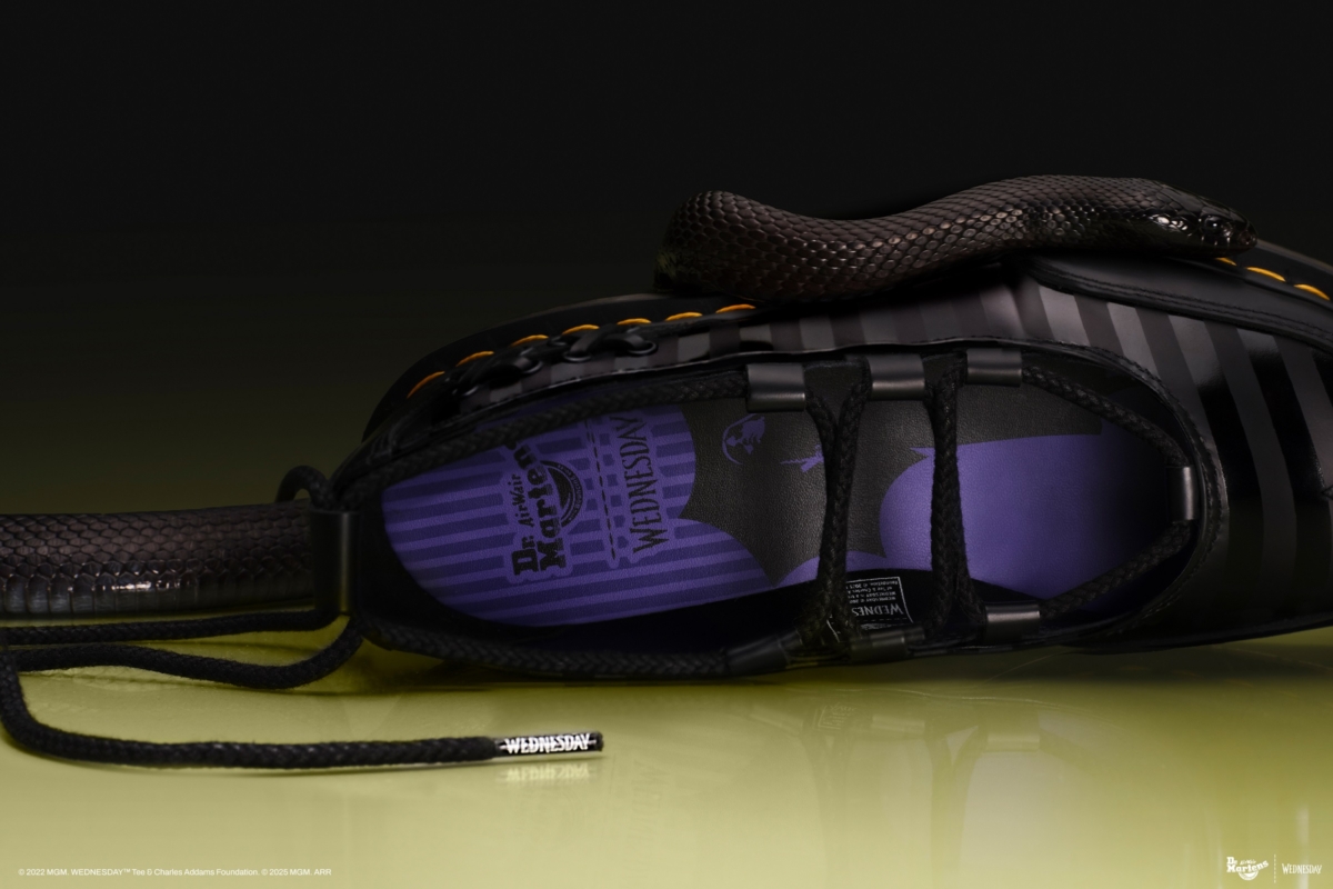 Dr. Martens X Wednesday聯名第二彈