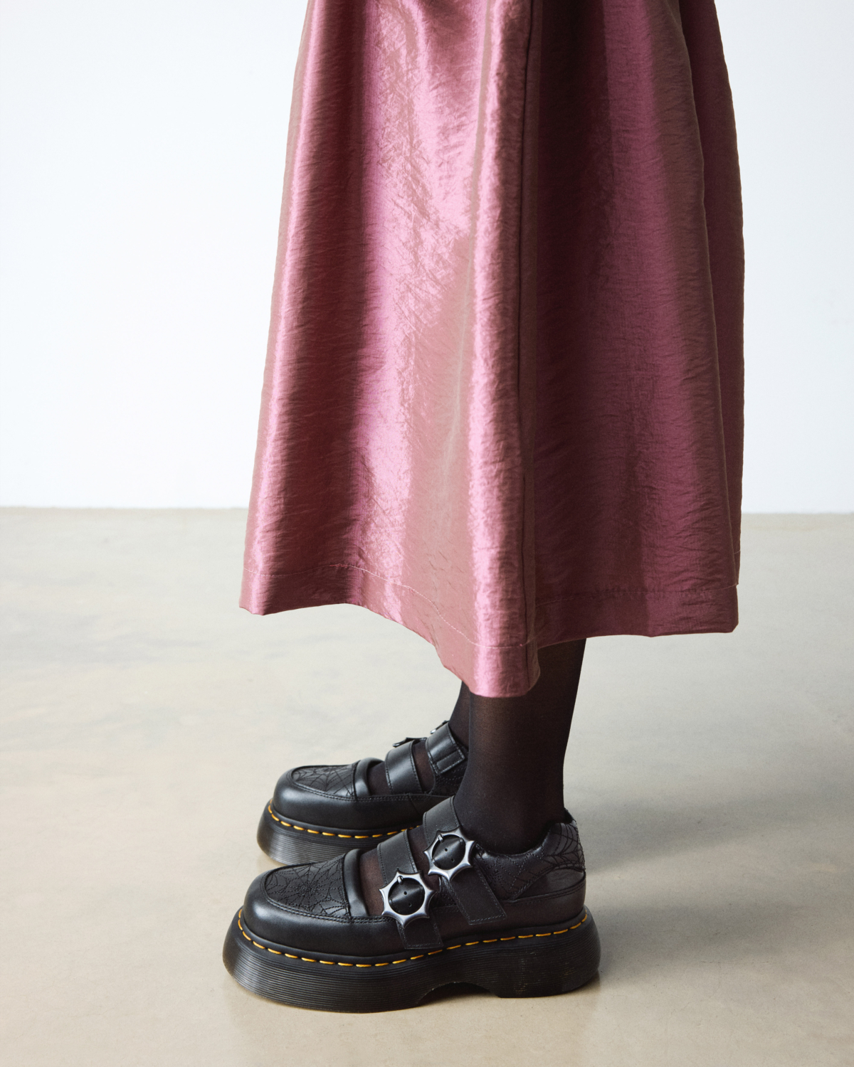 Dr. Martens x Wednesday Buzz Mary Jane瑪莉珍鞋面，NT$8,280