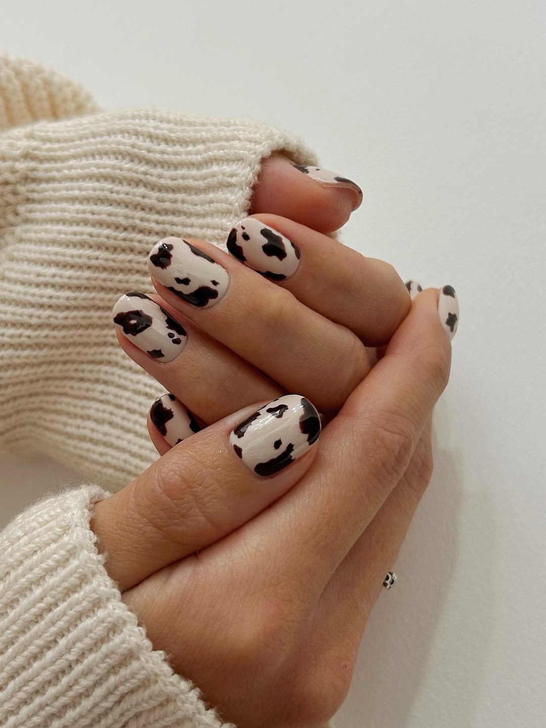 溫暖棕色乳牛紋