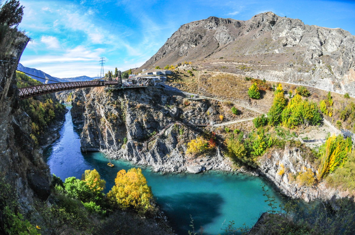 卡瓦勞高空彈跳中心