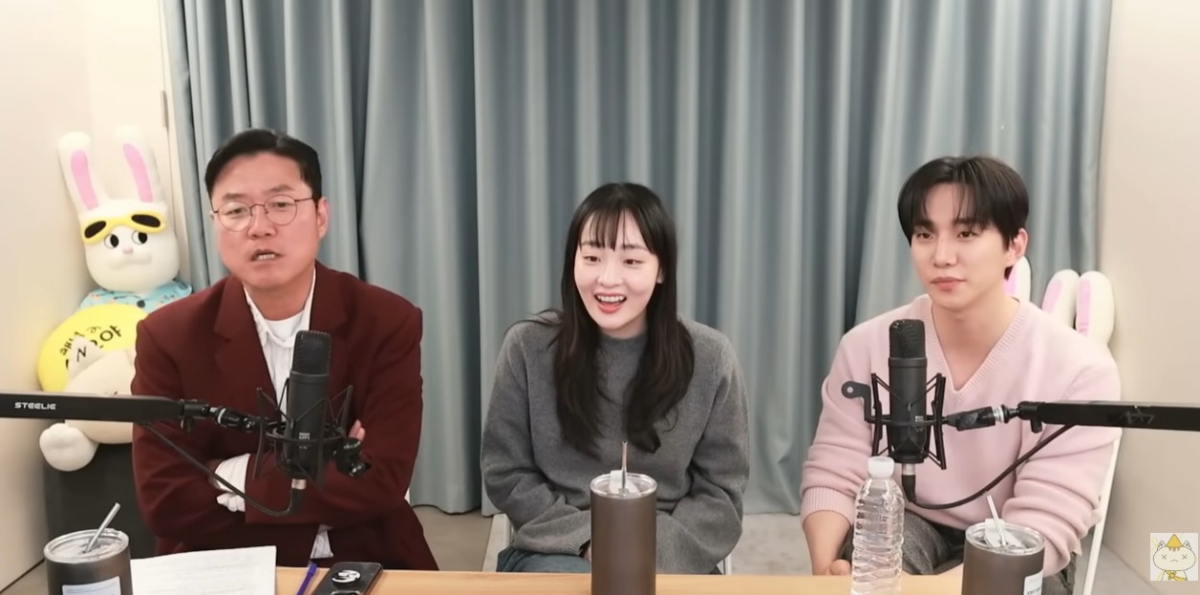 《颱風商社》李俊昊、金敏荷登上羅PD直播節目《頻道十五夜》宣傳。