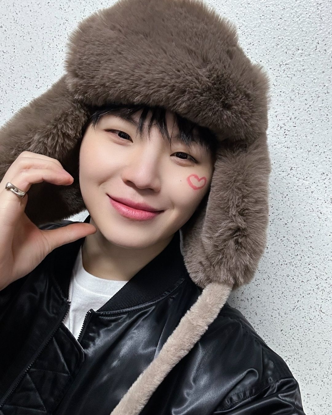 WOOZI曾花了整整6小時開了「128強Tooniverse動漫盃」直播。