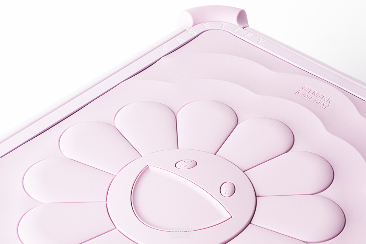 村上隆 x CASETiFY 聯名系列 FLOWERS 21 吋紅色波紋登機箱， NT$26,010