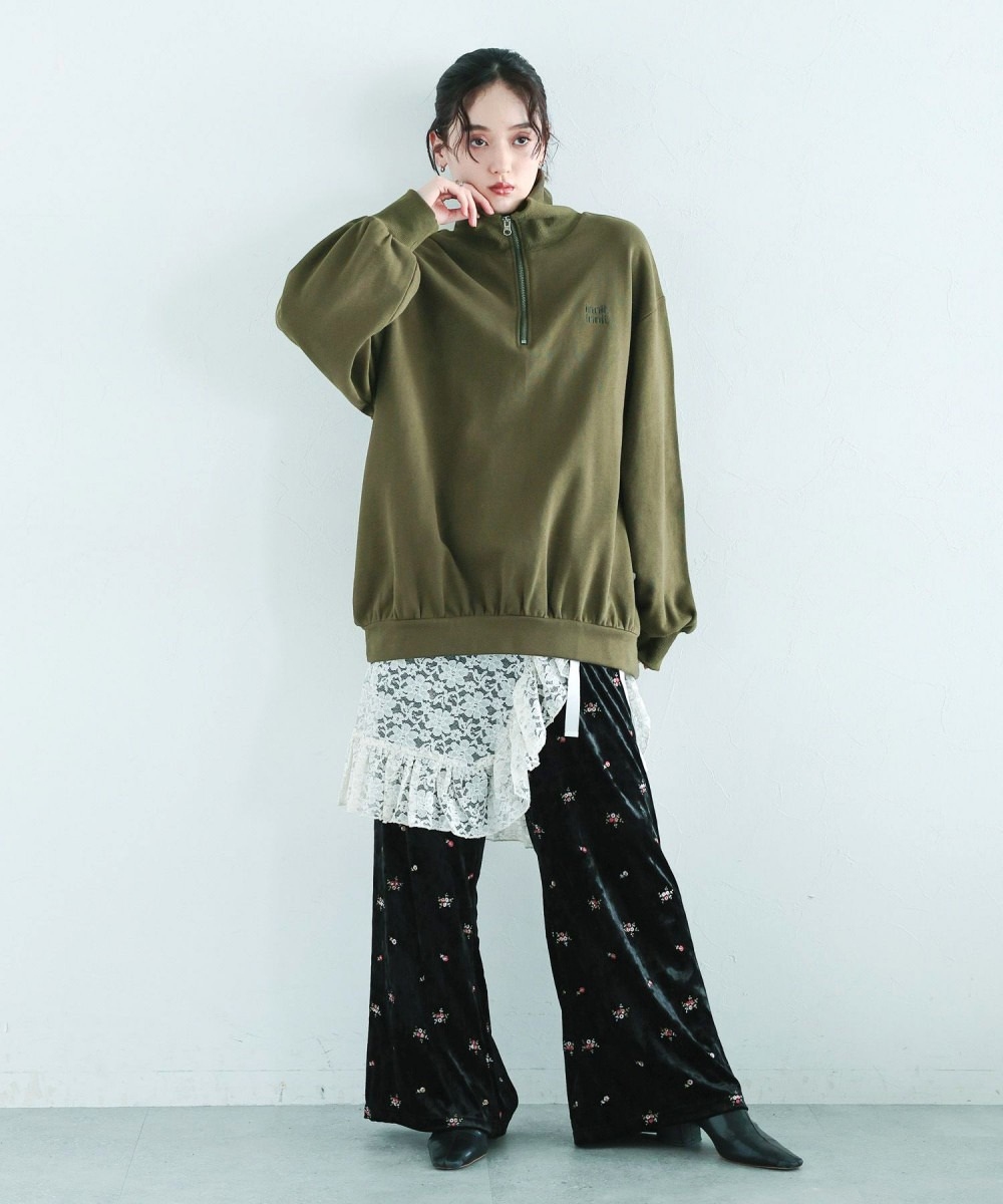 微喇叭褲更顯腿長，完美修飾腿型！