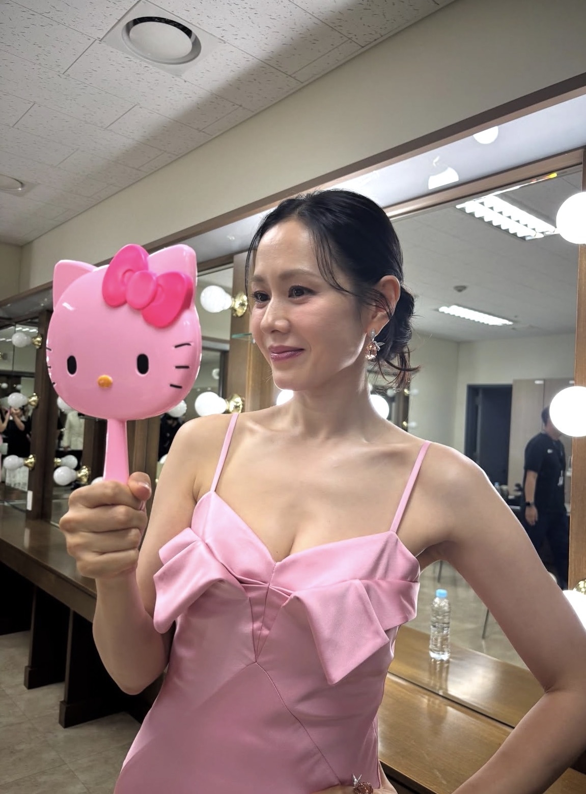 早晨起床可以試著嘗試「女神同款」的檸檬水洗臉！