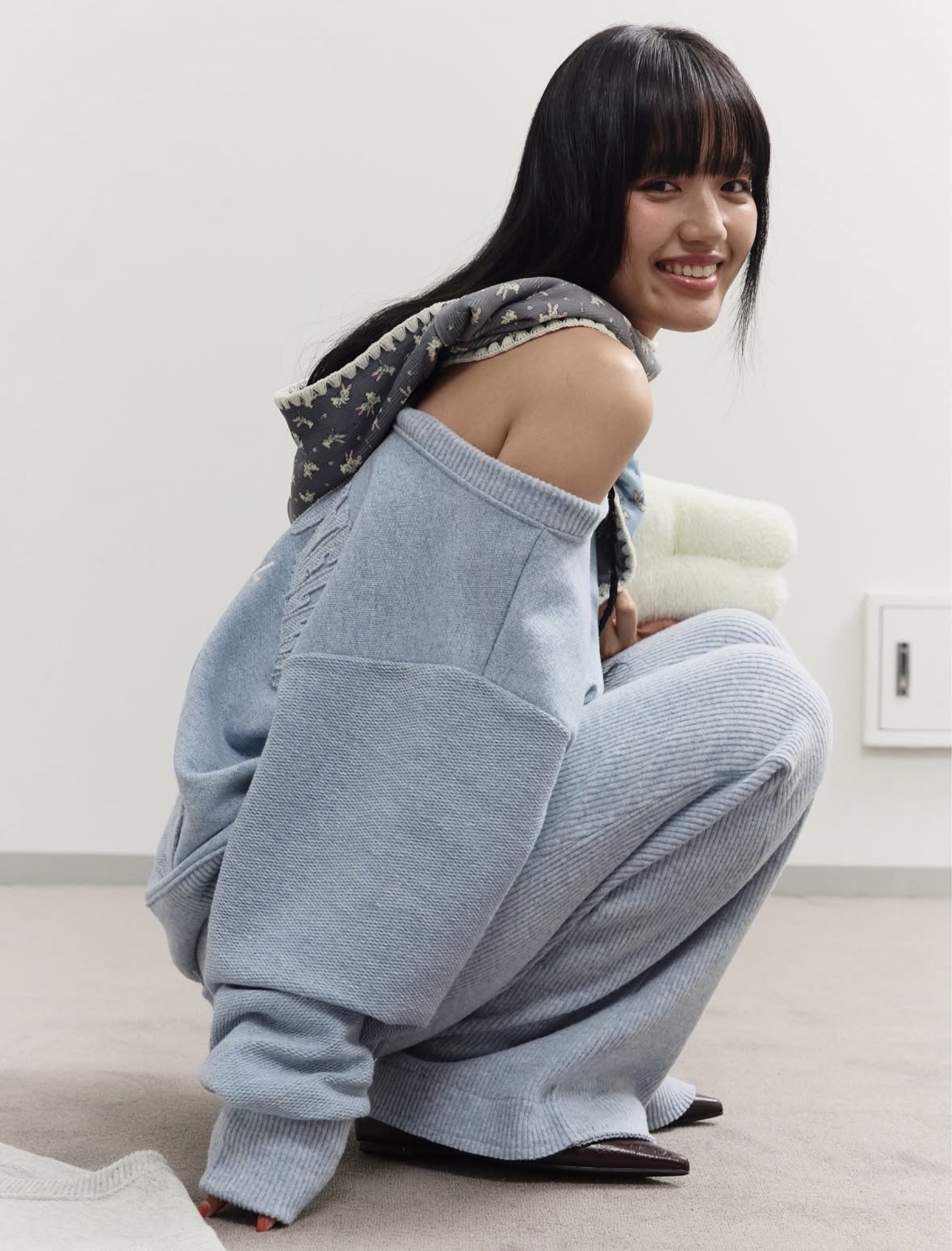 兩色雙面設計，讓你在圍圍巾的同時也能有色系變換！