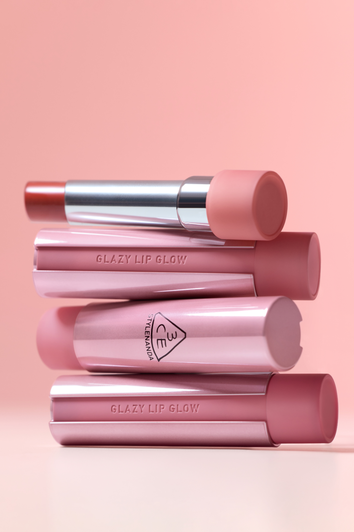 「粉漾柔光潤唇膏」一抹讓你擁有粉嫩融唇！