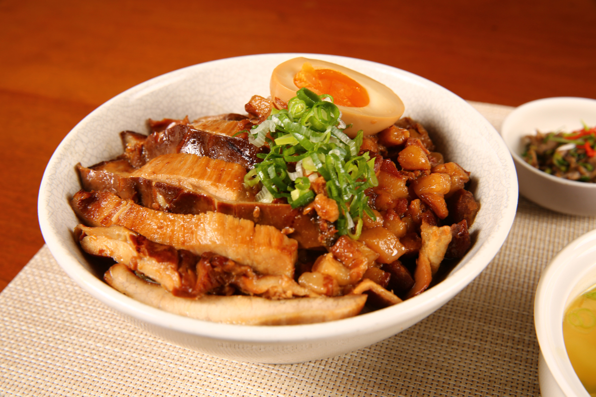 炭烤松阪豬究極肉燥飯