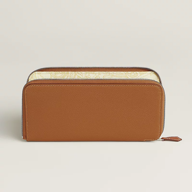 Hermès Silk'In Classique長夾，NT$ 71,900